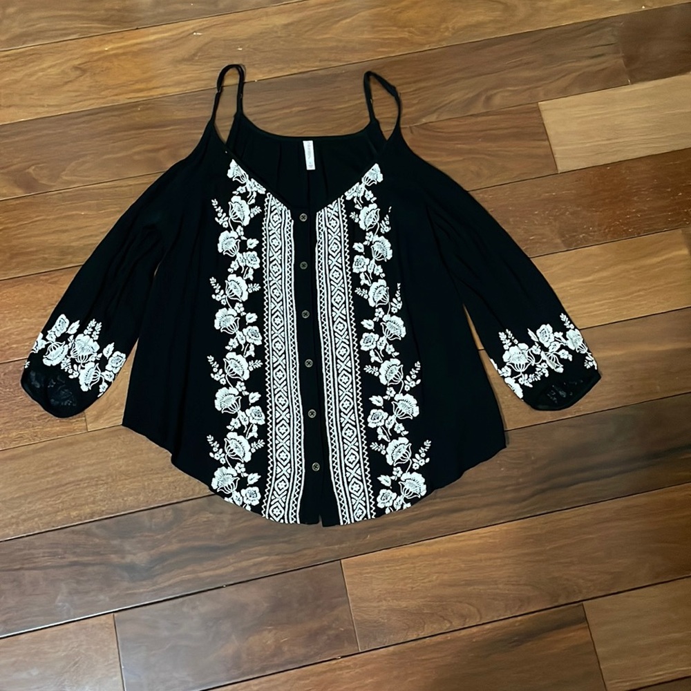 Target cold shoulder top